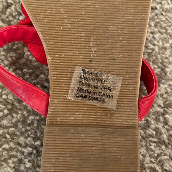 Ricki’s women’s flower sandals - Picture 4 of 4